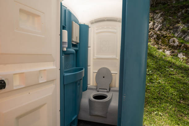 Portable Restroom Setup and Delivery in Start, LA